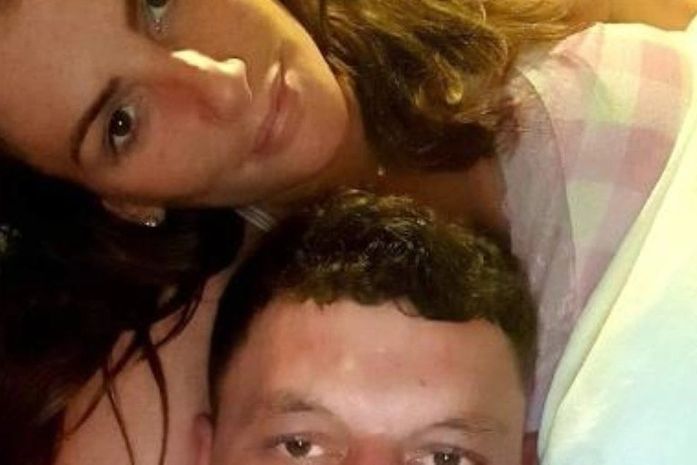 Briga de strippers: Mulher é presa ao roubar R$ 58 mil que colega ganhou de "gorjeta"