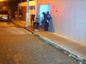 Homem assassina adolescente com problemas psiquiátricos com mais de 20 facadas