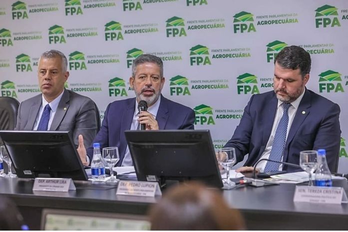 Arthur Lira se reúne com Frente Parlamentar Agropecuária para enfrentar "crise de imagem" da carne brasileira