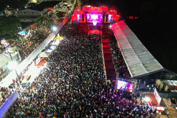 Bom Jesus de Penedo: Milhares de pessoas se divertem na melhor festa do interior de Alagoas