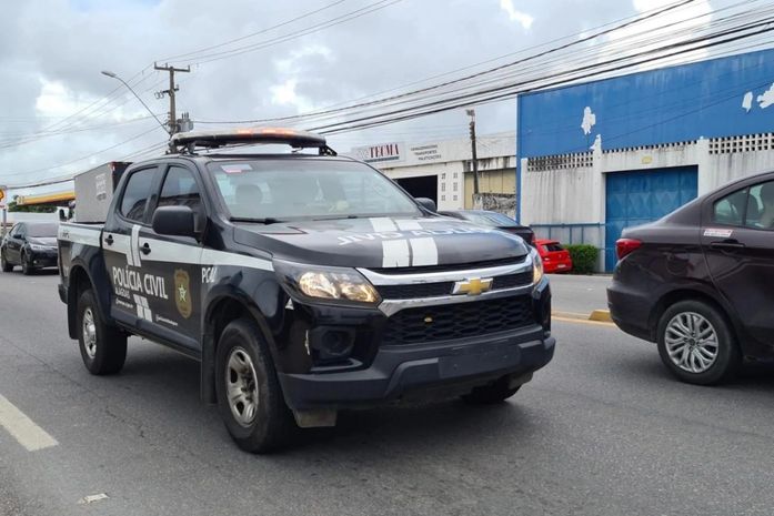 Homem é preso por tentativa de roubo e estupro em loja de Maceió; autor entrou no estabelecimento, anunciou o assalto e ordenou que vítima se despisse