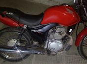 Polícia Civil prende em flagrante e recupera moto roubada na Capital