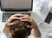 Aumento de afastamentos por adoecimento mental no trabalho avança e amplia risco de processos contra empresas
