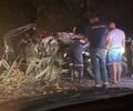 Carro colide em árvore deixa um morto, na BR-316