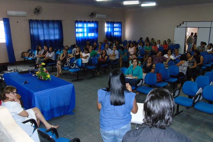 Prefeitura de Rio Largo realizou um encontro com as equipes gestoras (direção, coordenação pedagógica) das 28 unidades de ensino do município