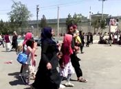 Caos no aeroporto de Cabul impede partidas