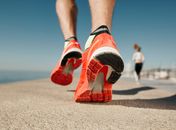 Vai correr 5 km ou 10 km? Ortopedista orienta como evitar lesões e chegar bem à prova 