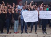 Servidores da Saúde em Arapiraca realizam protesto em razão de demissões ilegais
