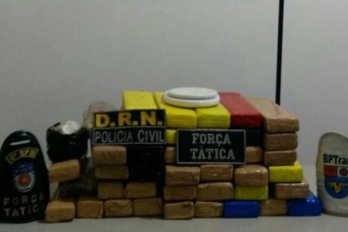 Homem é preso com 45kg de maconha na Chã de Bebedouro