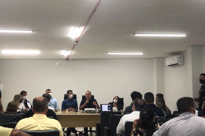 Prefeitura limita capacidade de público em shows e define exigência de "passaporte vacinal"