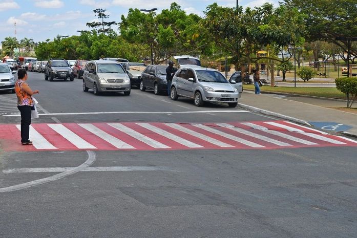 Prefeitura revitaliza sinalização horizontal na região central de Arapiraca
