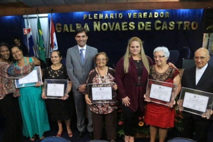 Câmara reconhece trabalhos em prol do idoso com a comenda Dom Fernando Iório
