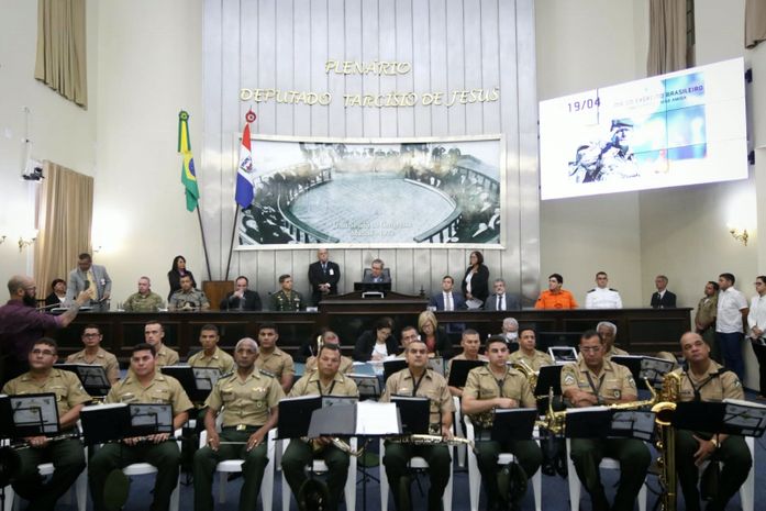 ALE realiza sessão especial em comemoração ao Dia do Exército
