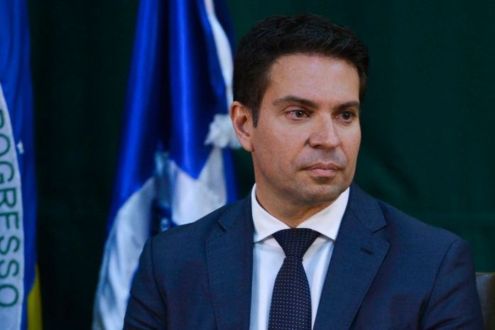 Ministro do STF suspende decreto de nomeação do diretor-geral da PF