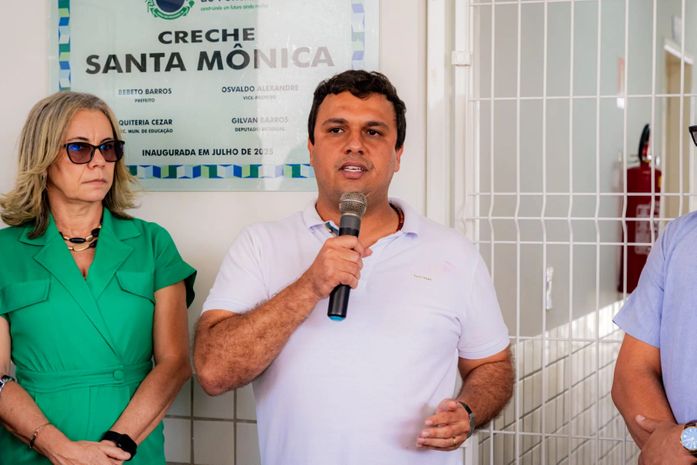 Prefeito Bebeto Barros inaugura creches, escolas e moradias durante Semana da Liberdade e Juventude