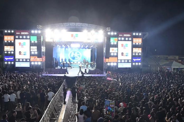 Shows reúnem multidões e marcam comemorações pelos 162 anos de São Miguel dos Campos