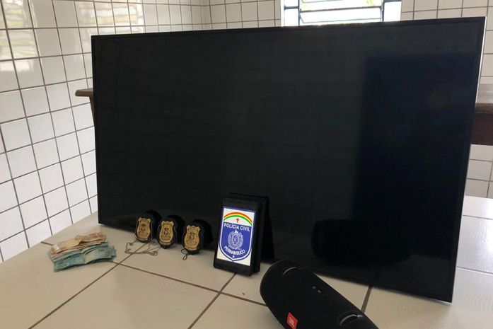 SSP faz operação contra quadrilha especializada em furtos de objetos em veículos em AL e PE