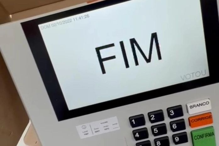 Vídeo: PM alagoano filma seus votos e divulga crime eleitoral no WhatsApp