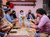 Maiorano e Manuela dialogam com a jovem advocacia