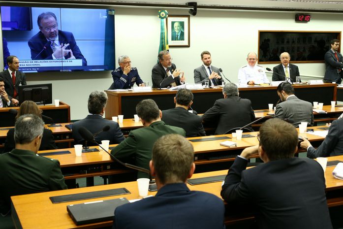 Em audiência presidida por parlamentar alagoano, ministro da Defesa apresenta prioridades e defende recursos