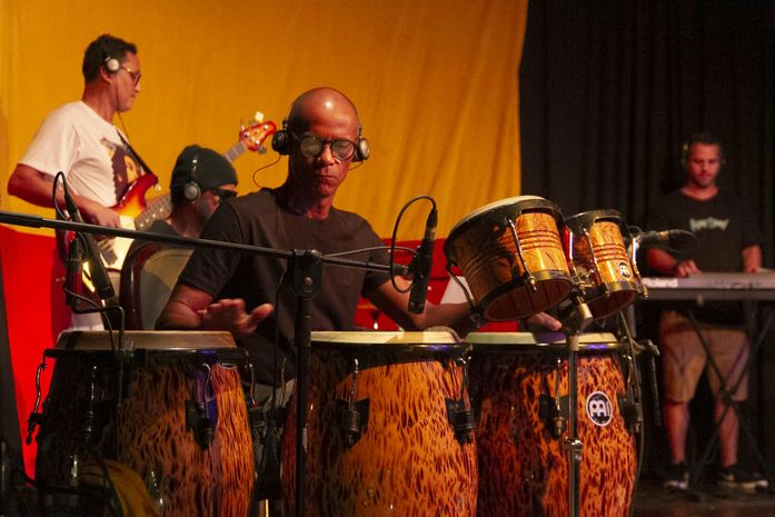 Orquestra de Tambores/Combo Afro Alagoano, com os ritmos de matriz africana