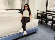 Mulher fatura R$ 3 mil por mês alugando um lado da sua cama de casal
