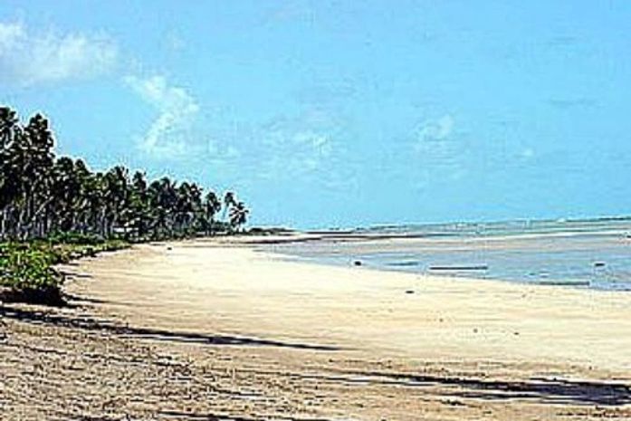 VÍDEO: Juiz Gustavo Souza proíbe trânsito de bugres pelas praias de Porto de Pedras e São Miguel dos Milagres
