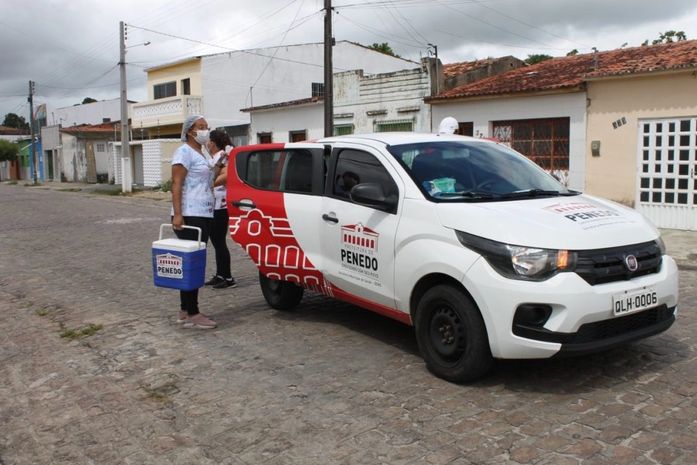Quem quer pão? Prefeitura alagoana doa pães para quem se vacinar contra gripe