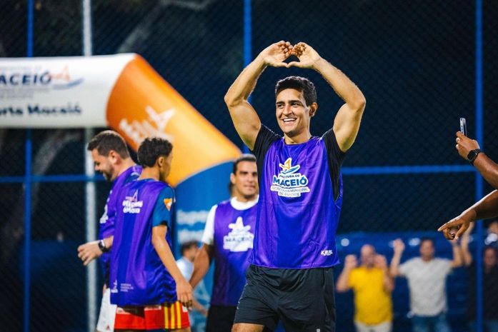 JHC entrega Areninha Acauã e destaca melhoria da qualidade de vida da população