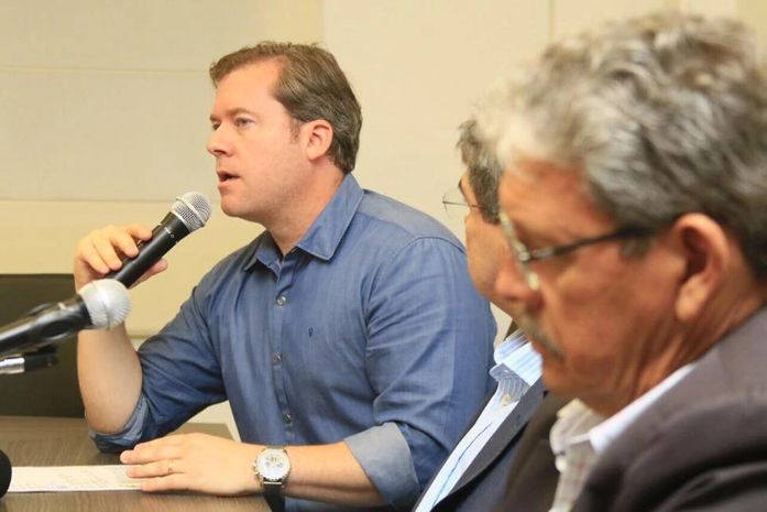Marx Beltrão garante R$ 10 milhões para urbanização da orla da praia de Jacarecica