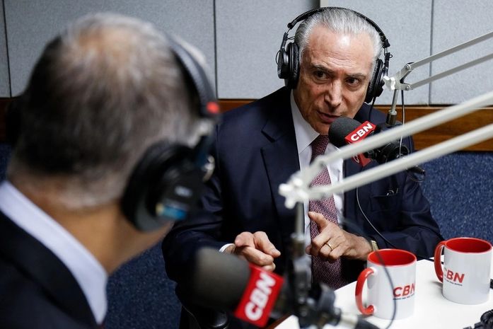 Temer durante entrevista à rádio CBN