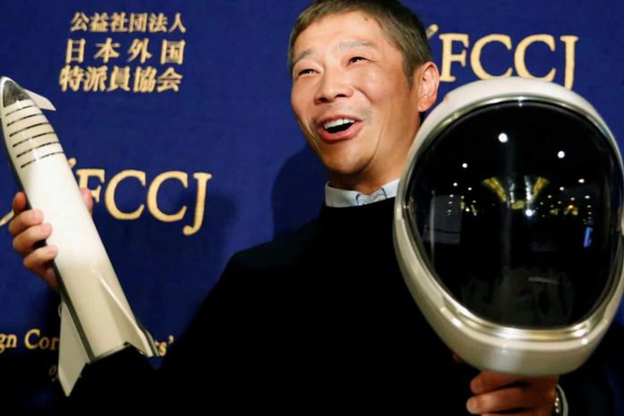 Milionário japonês procura namorada para viajar com ele até à lua