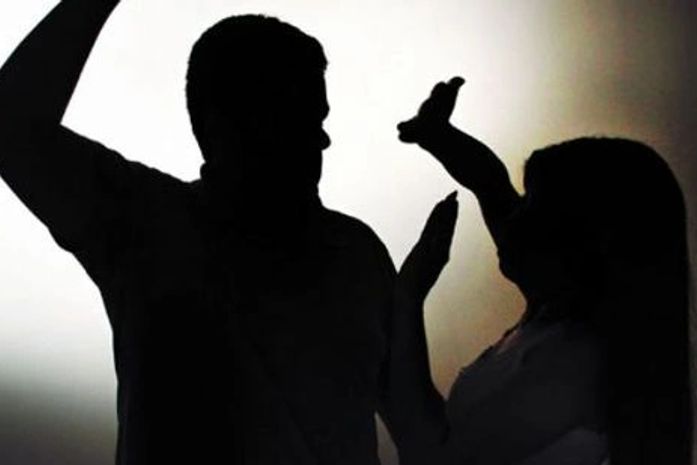 Homem é preso após ameaçar e agredir a esposa em Fernão Velho