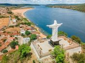 Homem é preso em flagrante após oferecer R$ 4 a uma menina em troca de um beijo no interior de Alagoas