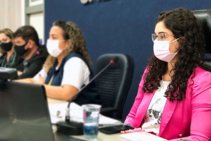 “Precisamos lutar pela vida desses animais”, diz Teca Nelma sobre abandonos do Pinheiro