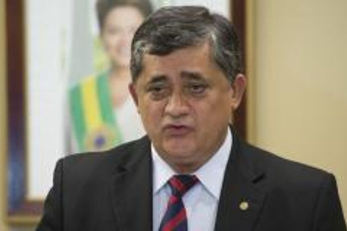 José Guimarães
