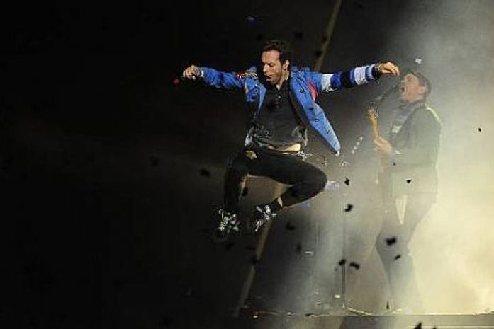 A banda inglesa Coldplay durante apresentação no Brit Awards. (Foto: Reuters)