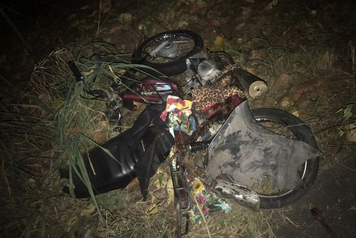 Homem morre atropelado por carro ao empurrar moto em rodovia alagoana