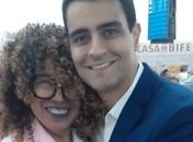 Oi, JHC. Tudo bem? Tem um tempinho pra conversar, antes que chegue novembro?