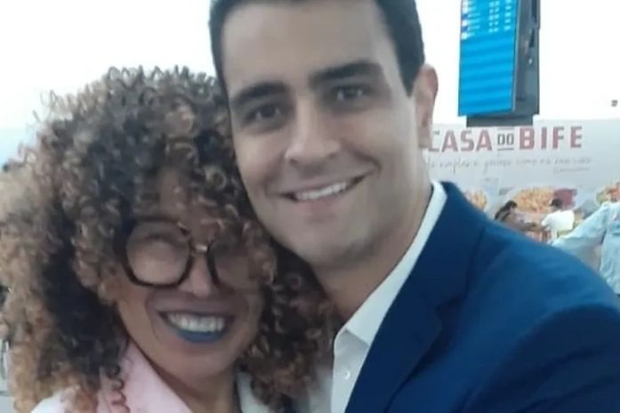 Oi, JHC. Tudo bem? Tem um tempinho pra conversar, antes que chegue novembro?