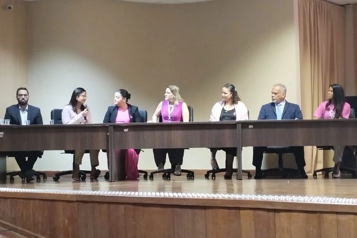 Cosems-AL participa da abertura de campanha contra o câncer de mama