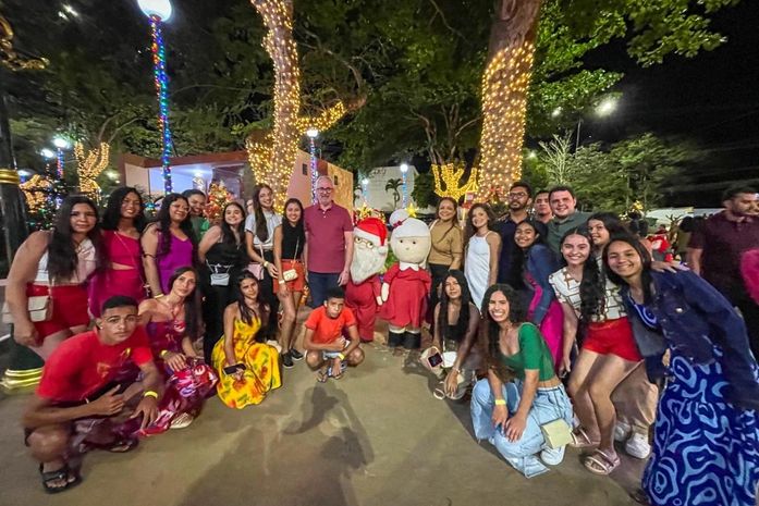 Prefeitura de Chã Preta Premia Alunos Destaques do IDEB com Viagem ao Natal Luz de Garanhuns