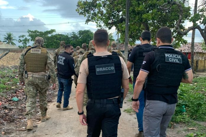 Vídeo: Polícia realiza operação e prende envolvidos em homicídios e tráfico de drogas