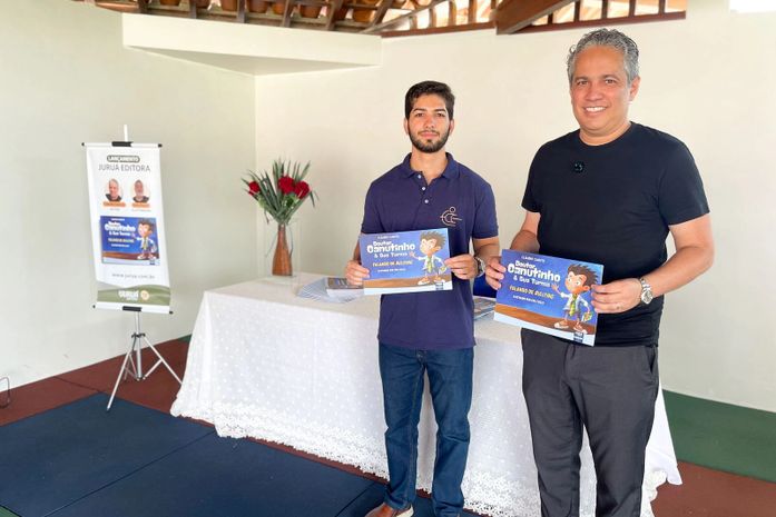 Advogado lança livro que trata de bullying e
educação jurídica para crianças em Arapiraca