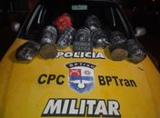 Na ação foram apreendidos um total de 10 quilos de maconha.