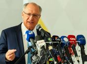 Governo busca negociação com EUA e pede apoio de empresários