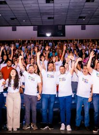 Vereadores participam do lançamento do Plenarinho com presença de 150 estudantes