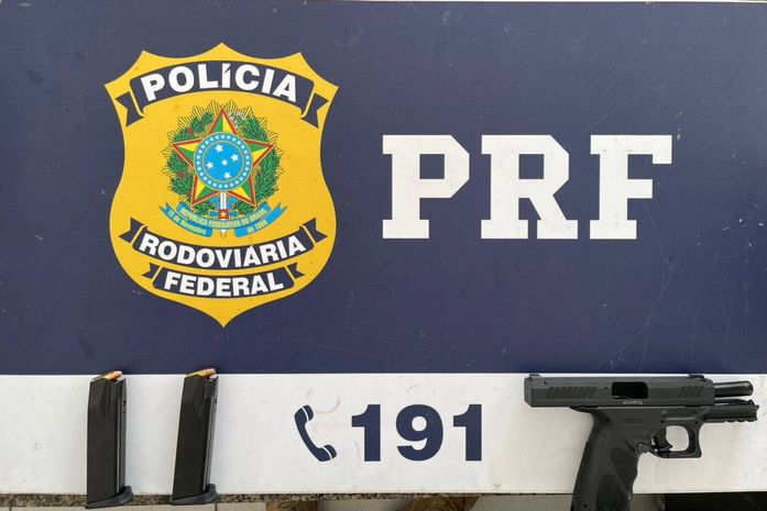 Homem é preso pela PRF por porte ilegal de arma de fogo na BR-101

