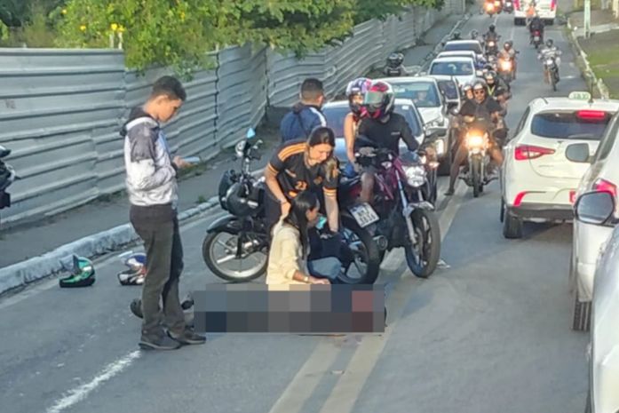 Colisão entre motocicletas deixa dois feridos na Ladeira do Calmon