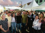 Prefeito Gilberto Gonçalves prestigia grande procissão em homenagem à Padroeira de Rio Largo ao lado do Deputado Federal Arthur Lira